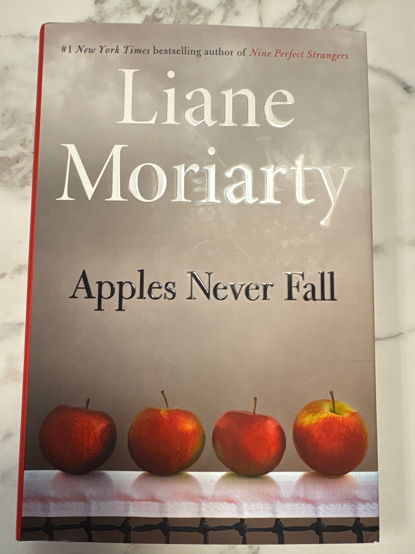 Apples Never Fall
