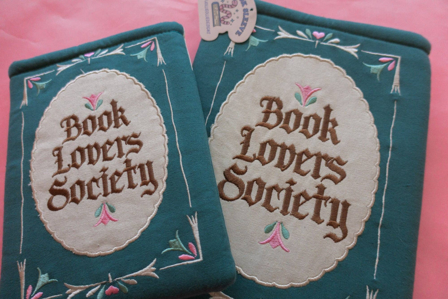 Book Lover's Society Embroidered Book/Kindle Sleeve: Kindle Sleeve
