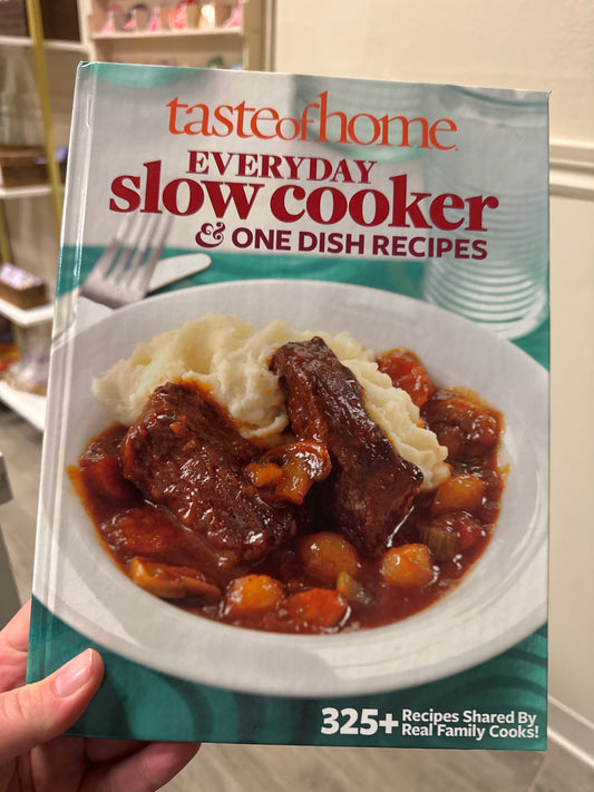 Everyday Slow Cooker and One Dish Recipes