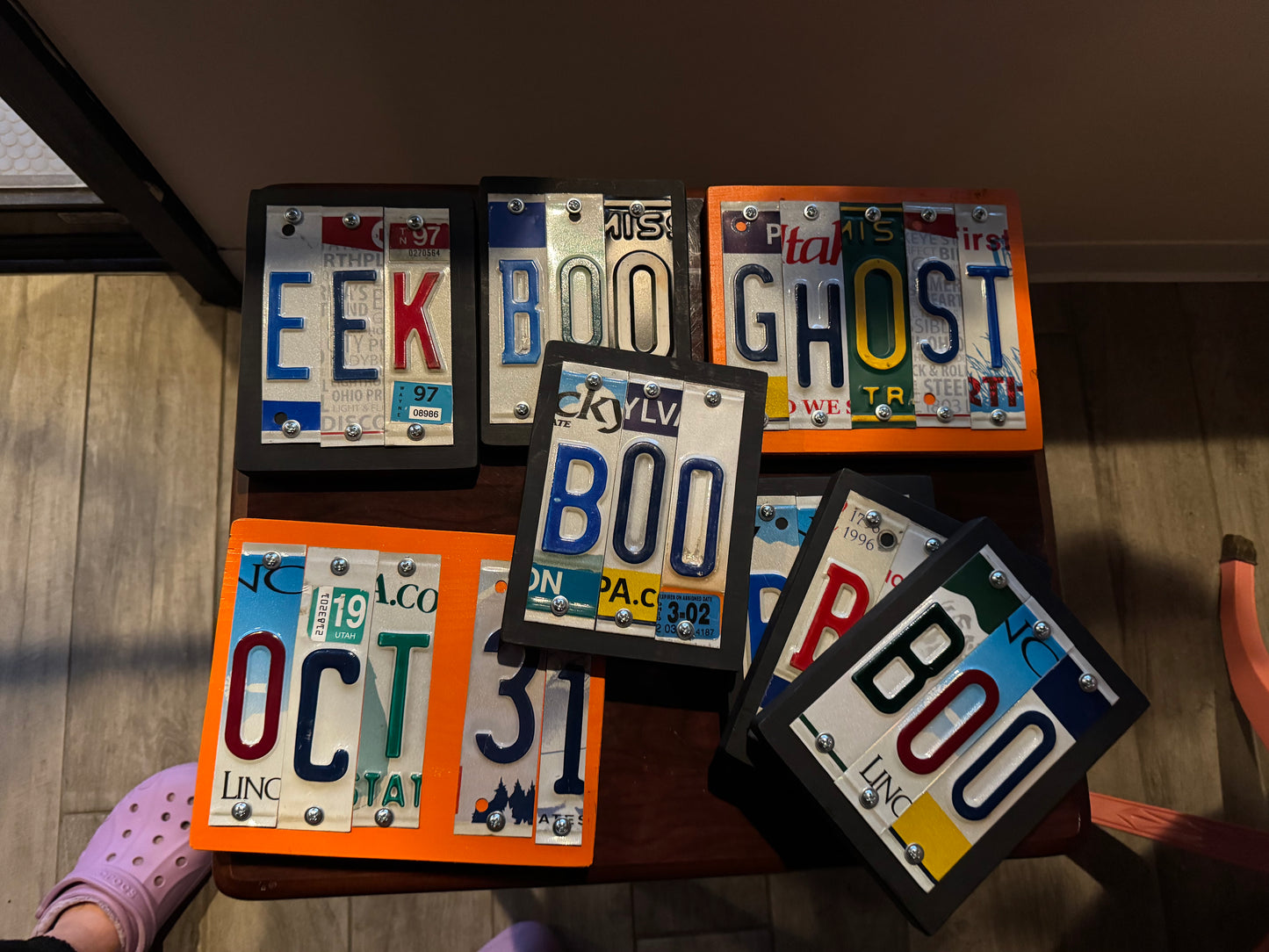 License Plate Signs